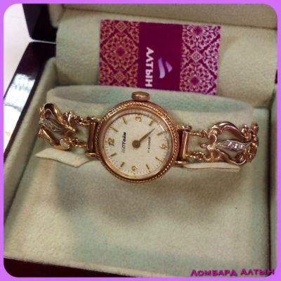 Лот: 4296956. Фото: 1. Продам женские золотые часы Мактайм... Драгоценные наручные часы