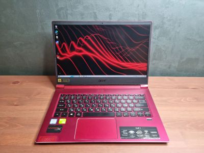 Лот: 20318115. Фото: 1. Acer Swift 3 14"IPS/i5-8250u/MX150... Ноутбуки