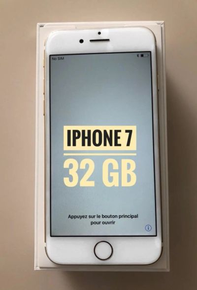 Лот: 10711950. Фото: 1. iPhone 7 32Gb Gold. Смартфоны