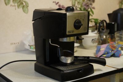Лот: 16092280. Фото: 1. кофеварка Delonghi EC-155. Чайники, кофемашины, кулеры