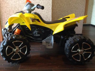 Лот: 4104323. Фото: 1. Продам квадроцикл. Детские электромобили