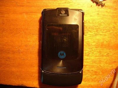 Лот: 189395. Фото: 1. Motorola V3i (возможен обмен). Кнопочные мобильные телефоны