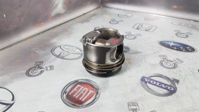 Лот: 23587693. Фото: 1. Поршень Audi Q7 BUG 059198401D... Двигатель и элементы двигателя
