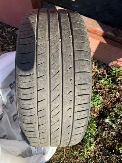 Лот: 17649187. Фото: 1. Hankook 225\45\r17. Шины
