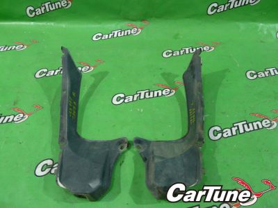 Лот: 10599937. Фото: 1. подкрылок R toyota crown majesta... Кузов