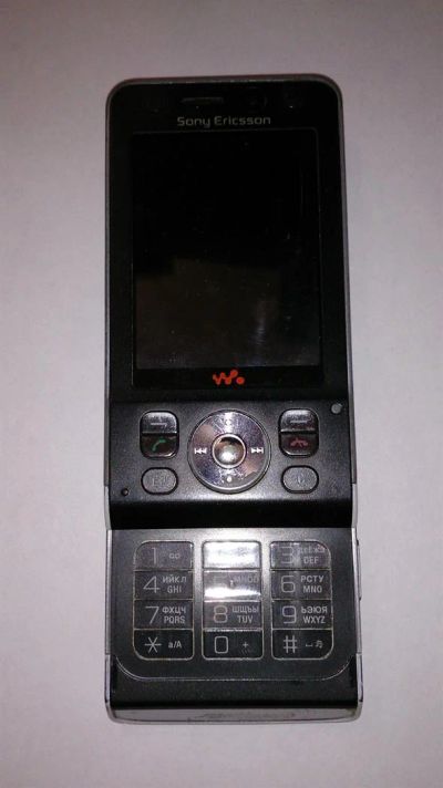 Лот: 3592005. Фото: 1. Sony Ericsson W910 На запчасти. Кнопочные мобильные телефоны