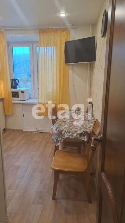 Лот: 25288628. Фото: 1. 4-комн. квартира , Красноярск... Квартиры, студии