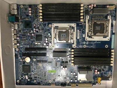 Лот: 17123390. Фото: 1. Материнская плата на lga 1366... Материнские платы