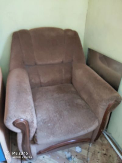 Лот: 17184307. Фото: 1. Кресло мягкое и удобное. Кресла, пуфы