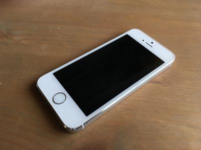 Лот: 12724103. Фото: 1. Iphone 5s 32гб. Смартфоны
