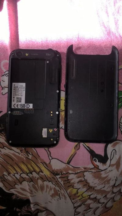 Лот: 10086362. Фото: 1. телефон Alcatel one touch 995. Кнопочные мобильные телефоны