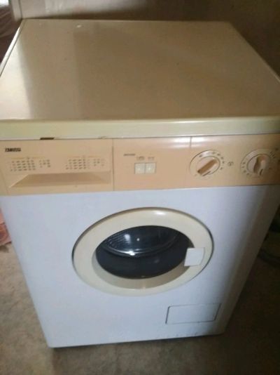 Лот: 14333600. Фото: 1. Стиральная машина Zanussi FLS... Стиральные машины