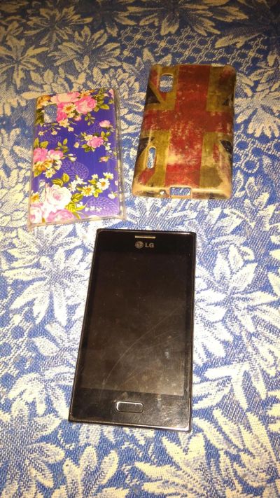 Лот: 6848981. Фото: 1. LG Optimus L5. Смартфоны