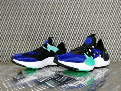 Лот: 16861807. Фото: 1. Кроссовки мужские Nike Huarache... Кеды, кроссовки, слипоны