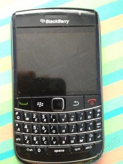 Лот: 2621614. Фото: 1. BLACKBERRY 9780. Смартфоны