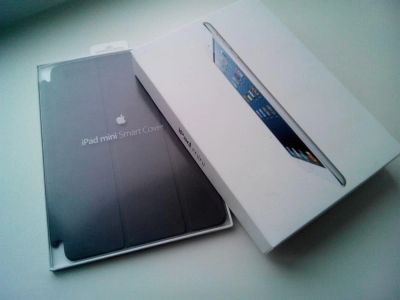 Лот: 3627491. Фото: 1. iPad mini 16гб +оригинальный Smart... Планшеты