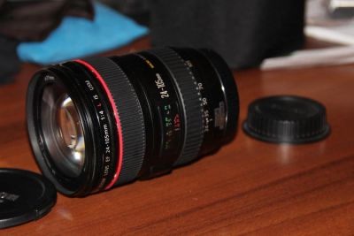 Лот: 4868353. Фото: 1. Продам объектив Canon EF 24-105mm... Объективы