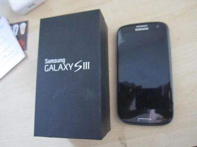Лот: 3393757. Фото: 1. samsung galaxy s3 black оригинал... Смартфоны