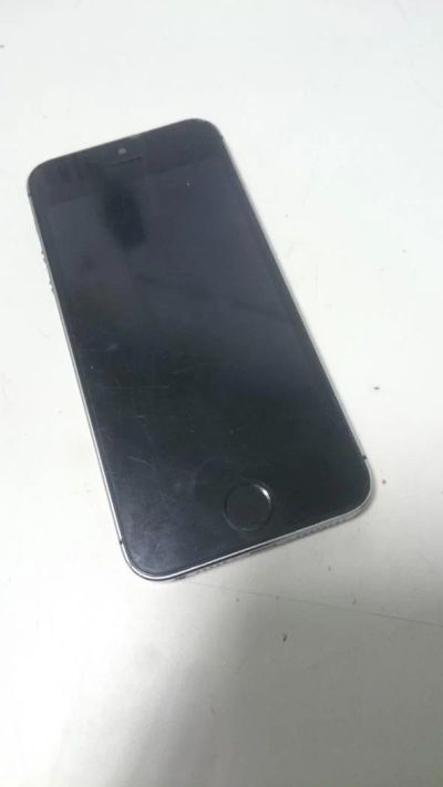 Лот: 9006355. Фото: 1. iPhones 5s 16gb. Смартфоны