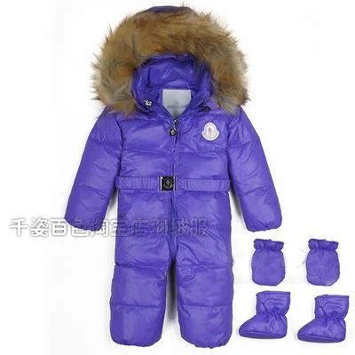 Лот: 4654831. Фото: 1. детский Зимний комбинезон Moncler... Костюмы, пиджаки, комбинезоны