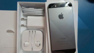 Лот: 4794078. Фото: 1. iPone 5s 16gb gray. Смартфоны