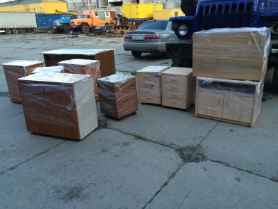 Лот: 8093300. Фото: 1. Тумбы офисные, письменные, в наличии... Компьютерные и письменные столы