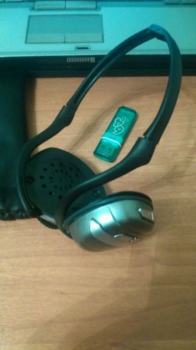 Лот: 7833718. Фото: 1. Bluetooth гарнитура Genius BT-02N. Красноярск