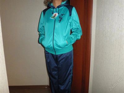 Лот: 812783. Фото: 1. костюм спортивный жен. Другое (спортивная одежда)
