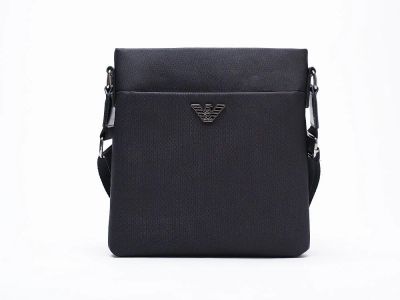 Лот: 16032712. Фото: 1. Сумка Armani (15583). Сумки