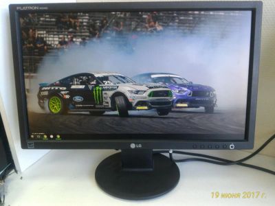 Лот: 9858705. Фото: 1. ЖК-монитор 20" LG Flatron W2046S... ЖК-мониторы