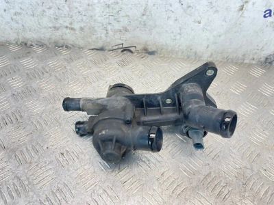 Лот: 25642143. Фото: 1. корпус термостата Skoda Fabia... Двигатель и элементы двигателя
