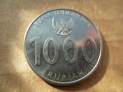 Лот: 11222241. Фото: 1. Индонезия 1000 рупий 2010. Азия