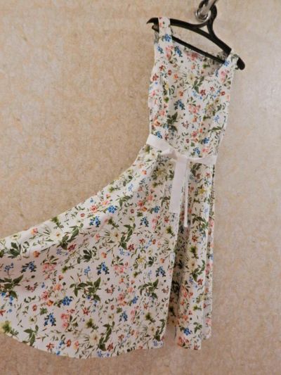 Лот: 10408323. Фото: 1. Романтичное платье Zara. Платья