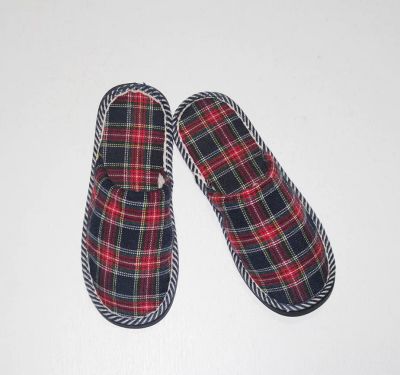 Лот: 24399629. Фото: 1. Тапки р.37. Домашняя обувь