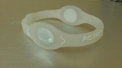Лот: 4720389. Фото: 1. Энергетический браслет power balance... Другое (спортивные товары)