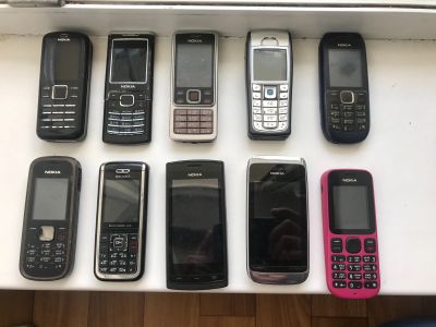 Лот: 13935493. Фото: 1. Сотовые телефоны Nokia нокиа 16... Кнопочные мобильные телефоны