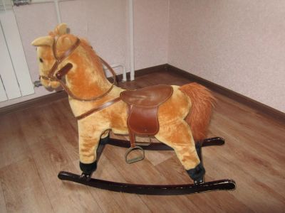 Лот: 4459276. Фото: 1. Конь-качалка. Ходунки, прыгунки, качели