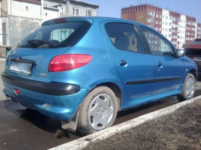 Лот: 3972257. Фото: 1. Автомобиль Peugeot 206. Автомобили