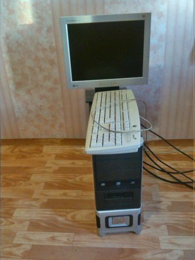 Лот: 4025475. Фото: 1. Компьютер.... монитор LG. Компьютеры в сборе