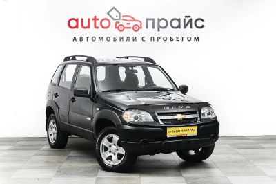 Лот: 19360467. Фото: 1. Chevrolet Niva, I Рестайлинг 1... Автомобили