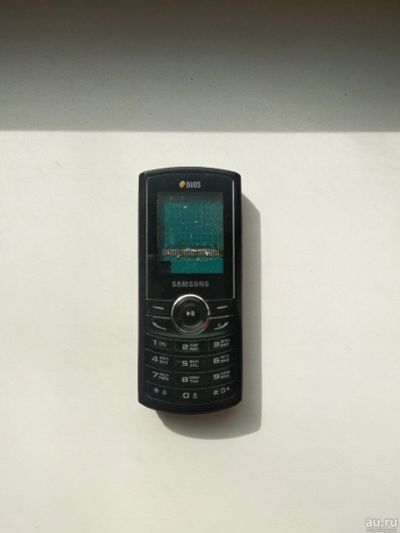 Лот: 13436715. Фото: 1. Сотовый телефон Samsung E2232. Кнопочные мобильные телефоны