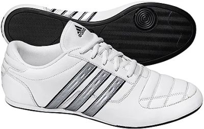 Лот: 4467828. Фото: 1. Кроссовки Adidas new taekwondo... Кеды, кроссовки, слипоны