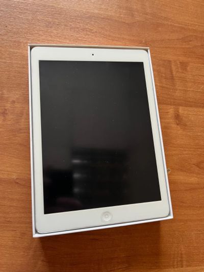 Лот: 20406844. Фото: 1. Планшет Apple iPad A1474. Планшеты