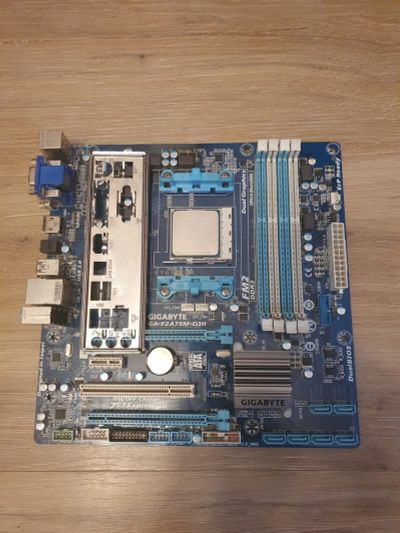 Лот: 18586444. Фото: 1. Комплек на FM2 Gigabyte ga-f2a75m-d3h... Комплекты запчастей