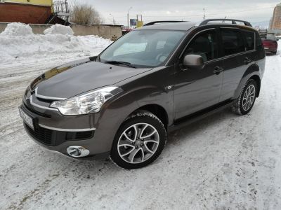 Лот: 10912184. Фото: 1. Автомобиль. Автомобили