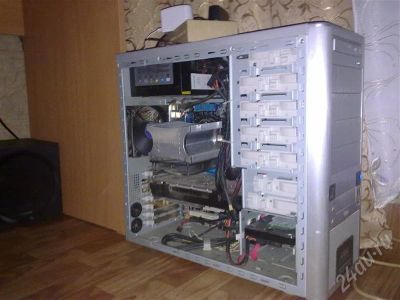 Лот: 701933. Фото: 1. Персональный компьютер с монитором. Компьютеры в сборе