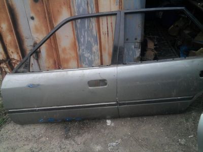 Лот: 4054589. Фото: 1. двери на toyota corona sf. Другое (автозапчасти)
