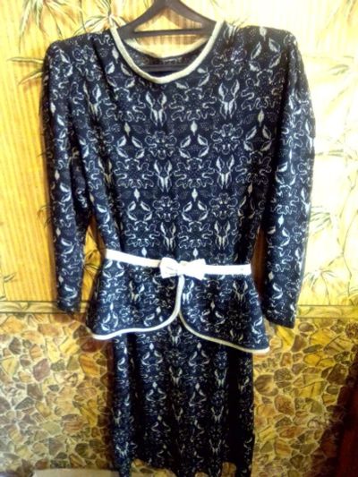 Лот: 16241884. Фото: 1. Платье с баской литовский трикотаж. Платья