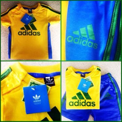 Лот: 4089780. Фото: 1. Костюм adidas детский. НОВЫЙ... Костюмы, пиджаки, комбинезоны