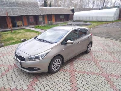 Лот: 20534264. Фото: 1. Автомобиль Kia ceed 2013 года. Автомобили